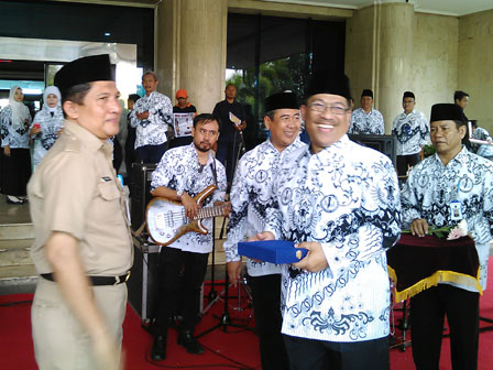 Pencarian PGRI Bungo - Persatuan Guru Republik Indonesia Cabang Bungo